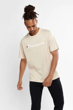 CHAMPION SCRIPT SHORT SLEEVE TEE