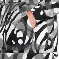 NIKE DRI-FIT SPORT CLASH HOODIE -Fitness Gear Store DM8134 010 PHSYM002