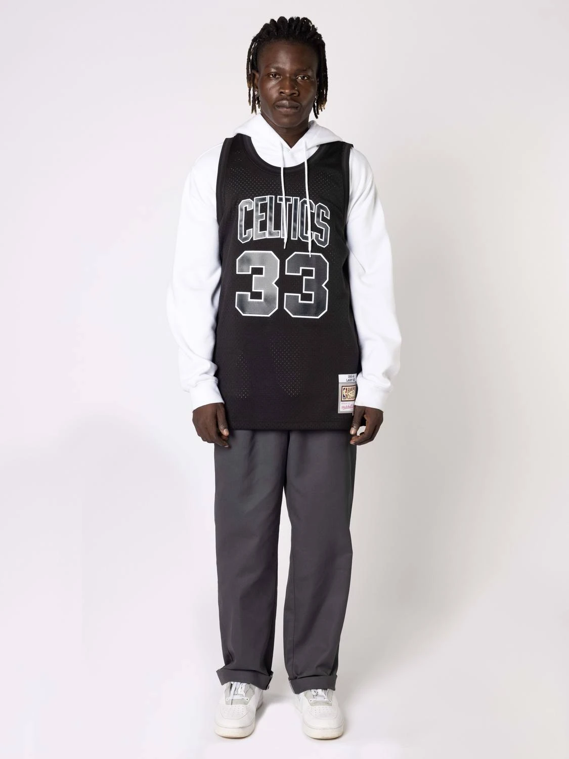 MITCHELL & NESS LARRY BIRD BOSTON CELTICS WHITE LOGO SWINGMAN JERSEY 5 MITCHELL & NESS LARRY BIRD BOSTON CELTICS WHITE LOGO SWINGMAN JERSEY - Image 3