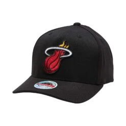 MITCHELL & NESS MIAMI HEAT TEAM LOGO 5 PANEL CLASSIC RED SNAPBACK