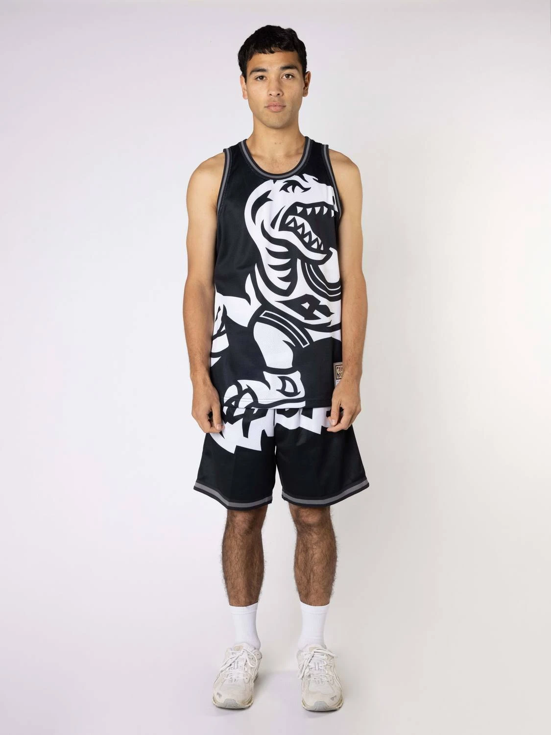 MITCHELL & NESS TORONTO RAPTORS BIG FACE SWINGMAN JERSEY 3 MITCHELL & NESS TORONTO RAPTORS BIG FACE SWINGMAN JERSEY