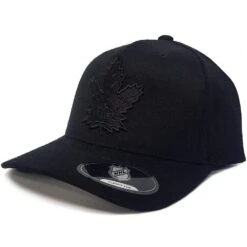 MITCHELL & NESS MAJESTIC NHL HIGH CROWN 110 CAP BLACK - TORONTO MAPLE LEAVES